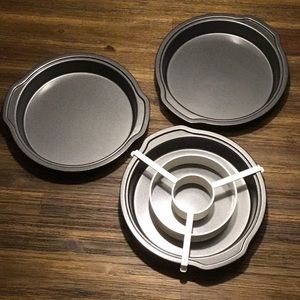 Pampered Chef Cake Pan Set w/ Checkerboard Insert